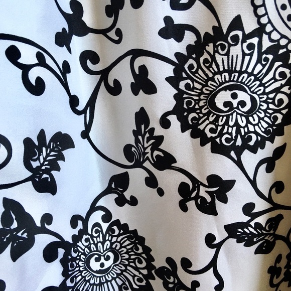 Gorgeous White House Black Market cocktail dress! - Picture 4 of 8